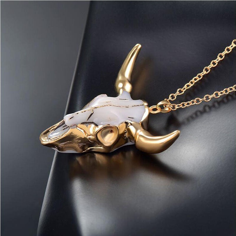 Stylish Goth Horn Skull Cow Necklace